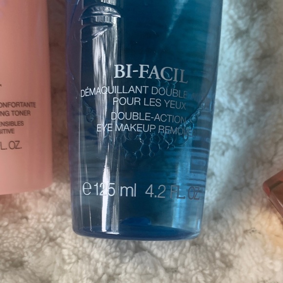 Lancôme, Estée Lauder, Clarins Beauty Lot!! ✨💖Eyeshadow Palette and Skincare! ✨💖 - Picture 9 of 11